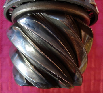 Front pinion - old